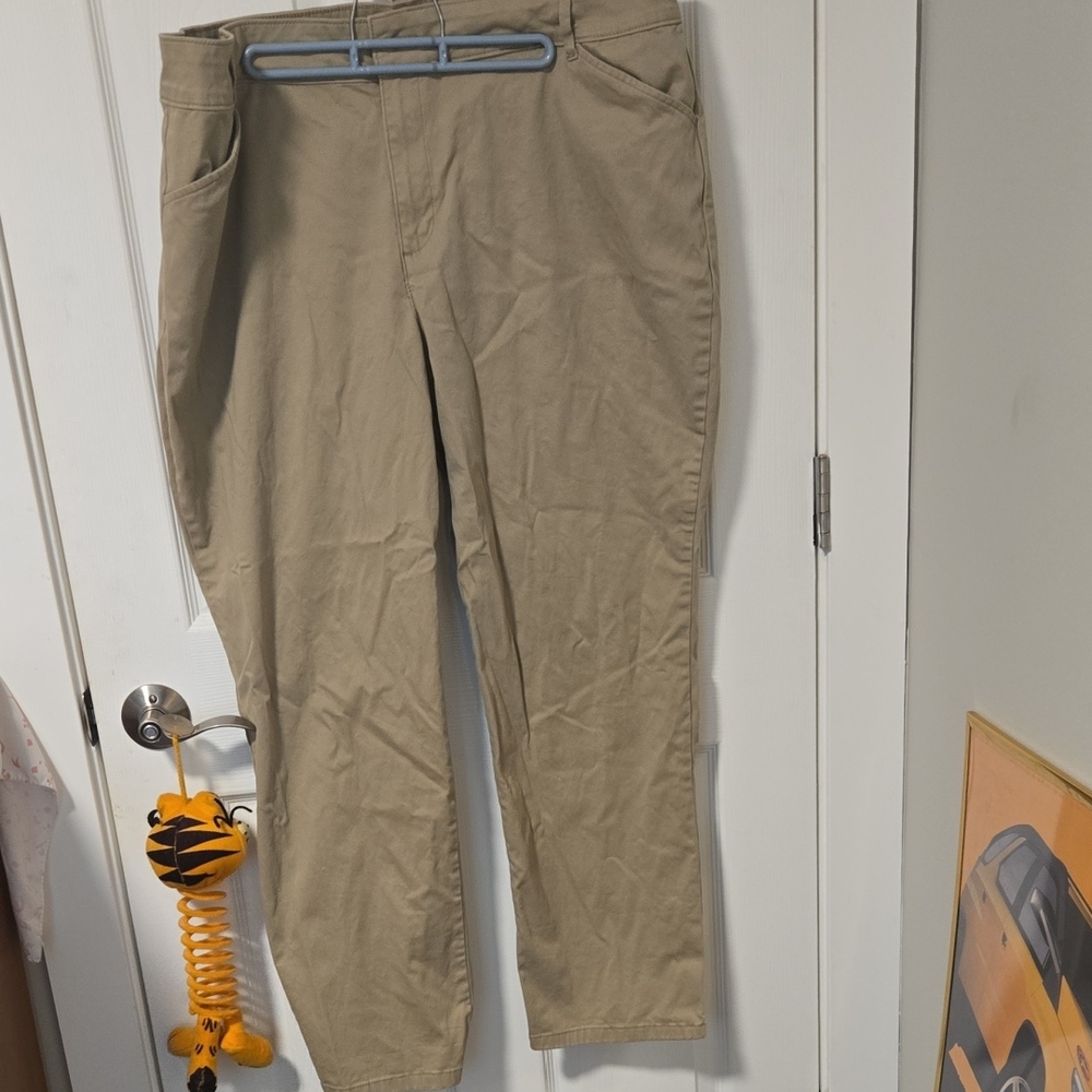 Lee Women's Khaki Chinos